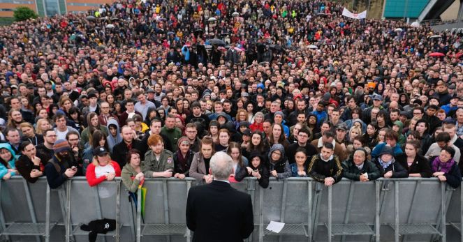jeremy-corbyn-resumesed-labours-election-campaign-with-visits-in-the-north-east